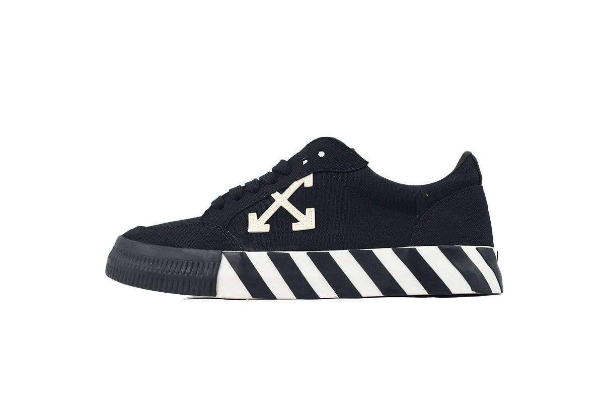 Off-White Vulcanized Black White Arrow Low Sneakers