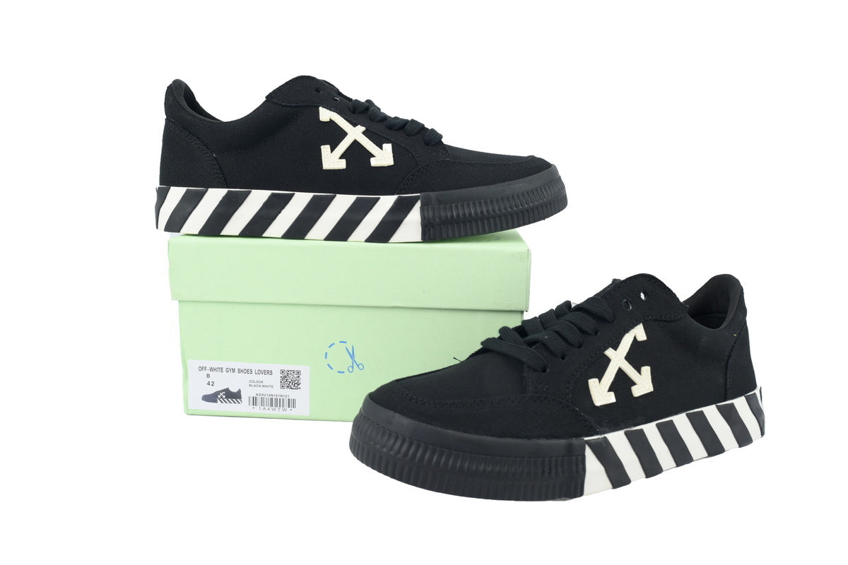 Off-White Vulcanized Black White Arrow Low Sneakers