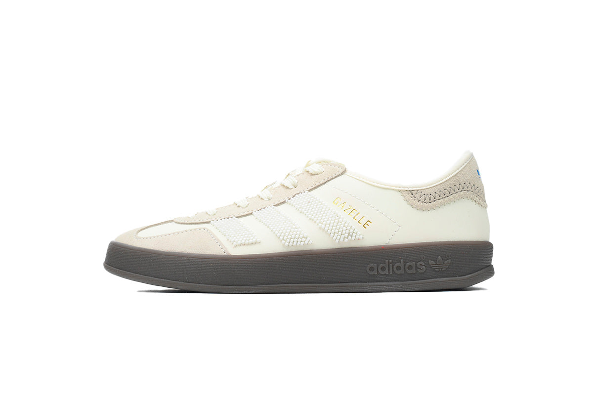 Adidas Gazelle Indoor Sneakers Cream Beige Dark Brown Sole Retro Suede Shoes