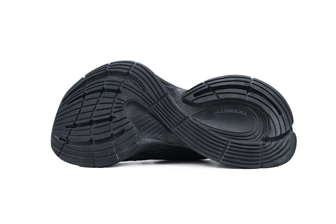 Balenciaga Circuit Sneaker Full Black