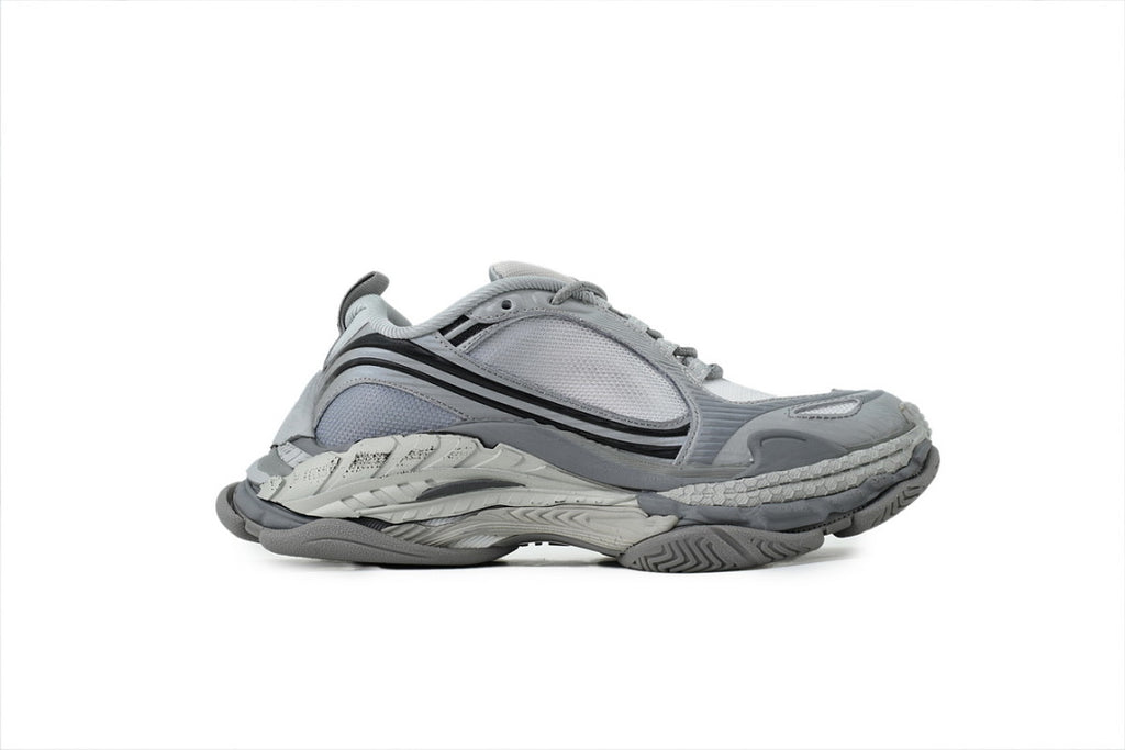 Balenciaga Triple S 2.0 Sneaker Gradient Grey Mesh Chunky Dad Shoes